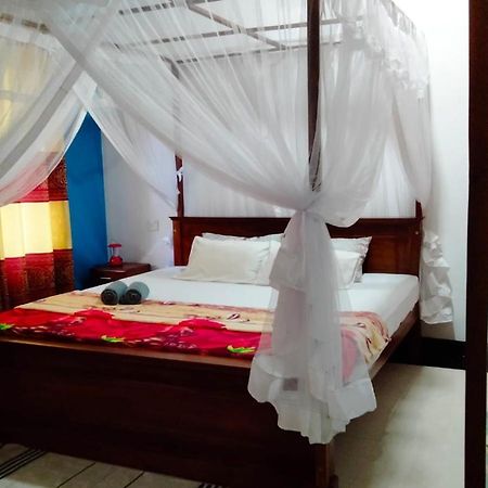 Villa Surendra Weligama Exterior photo