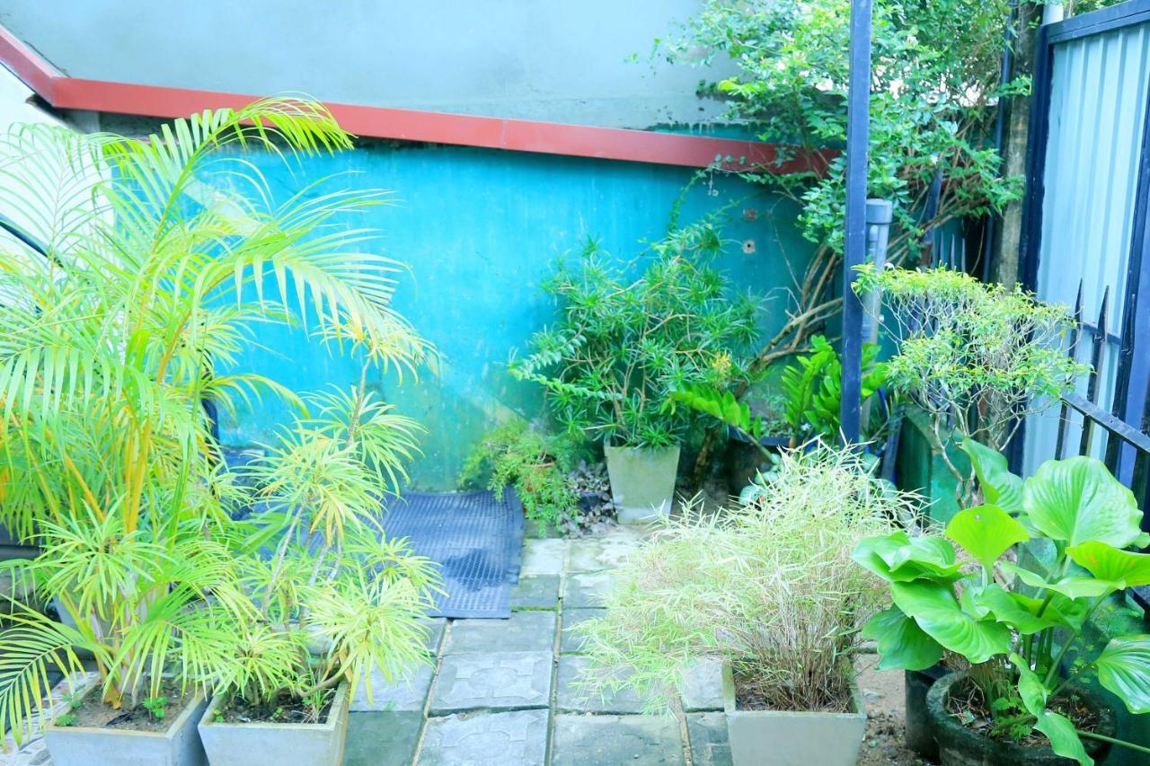 Villa Surendra Weligama Exterior photo