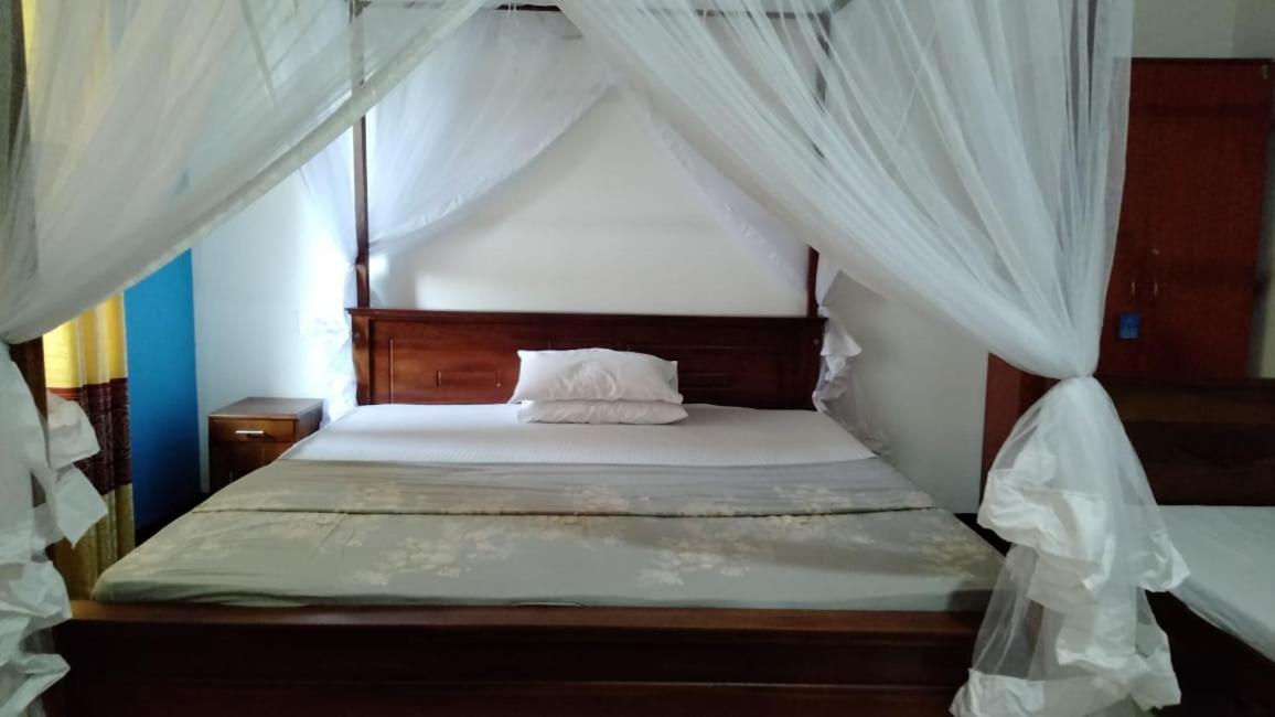 Villa Surendra Weligama Exterior photo